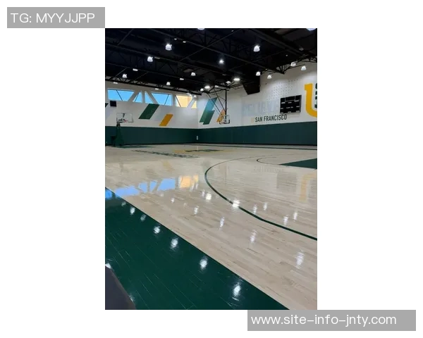 王俊杰现场观战湖勇大战分享精彩瞬间与近期生活动态