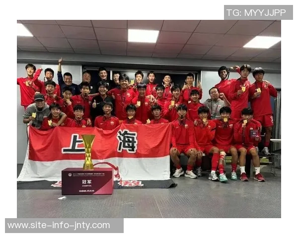 上海海港足球俱乐部青训技术比武活动精彩上演展现年轻球员实力与潜力 上海海港足球俱乐部青训技术比武活动精彩上演展现年轻球员实力与潜力